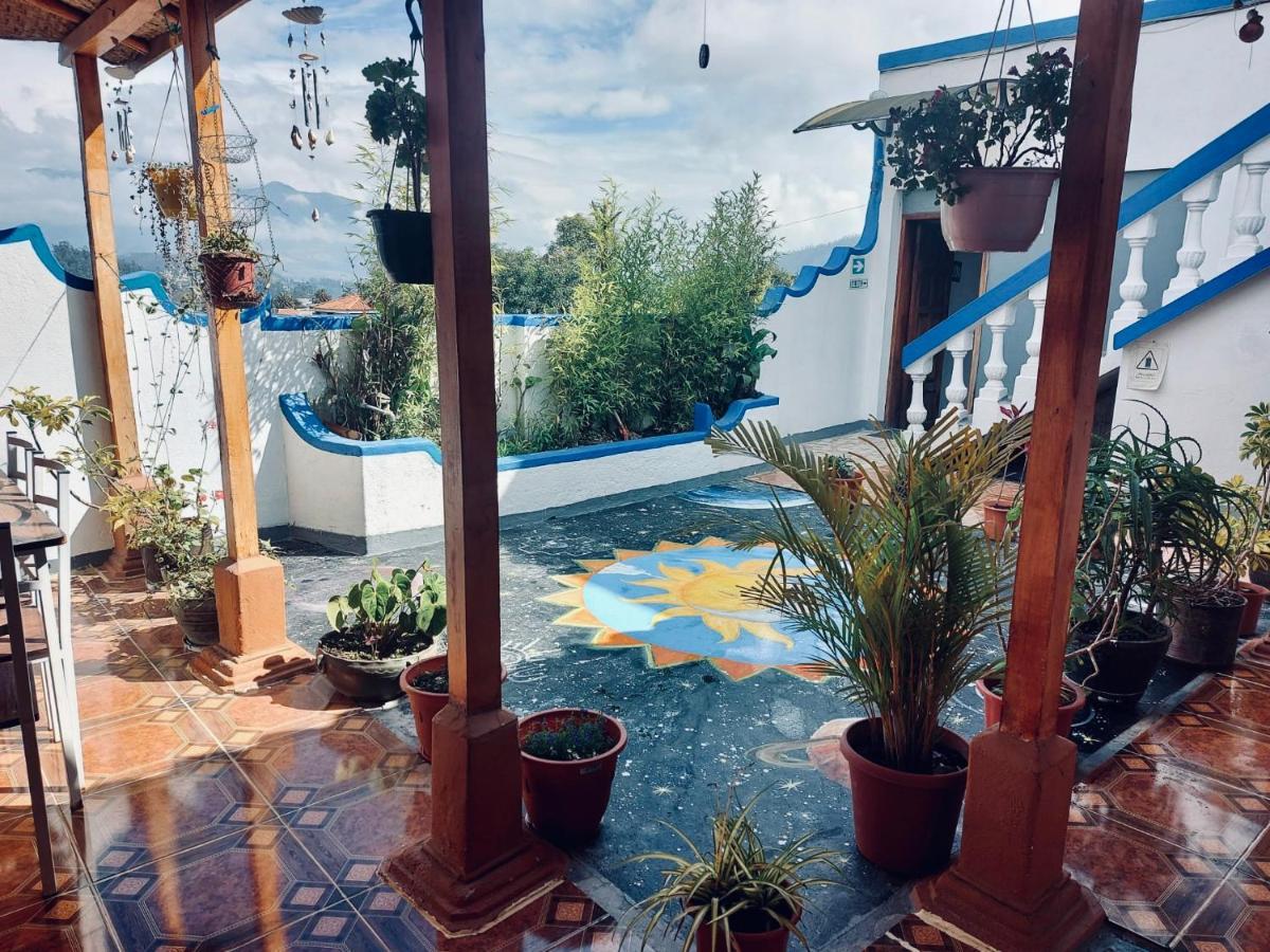 Hostal Chasqui Otavalo Eksteriør billede